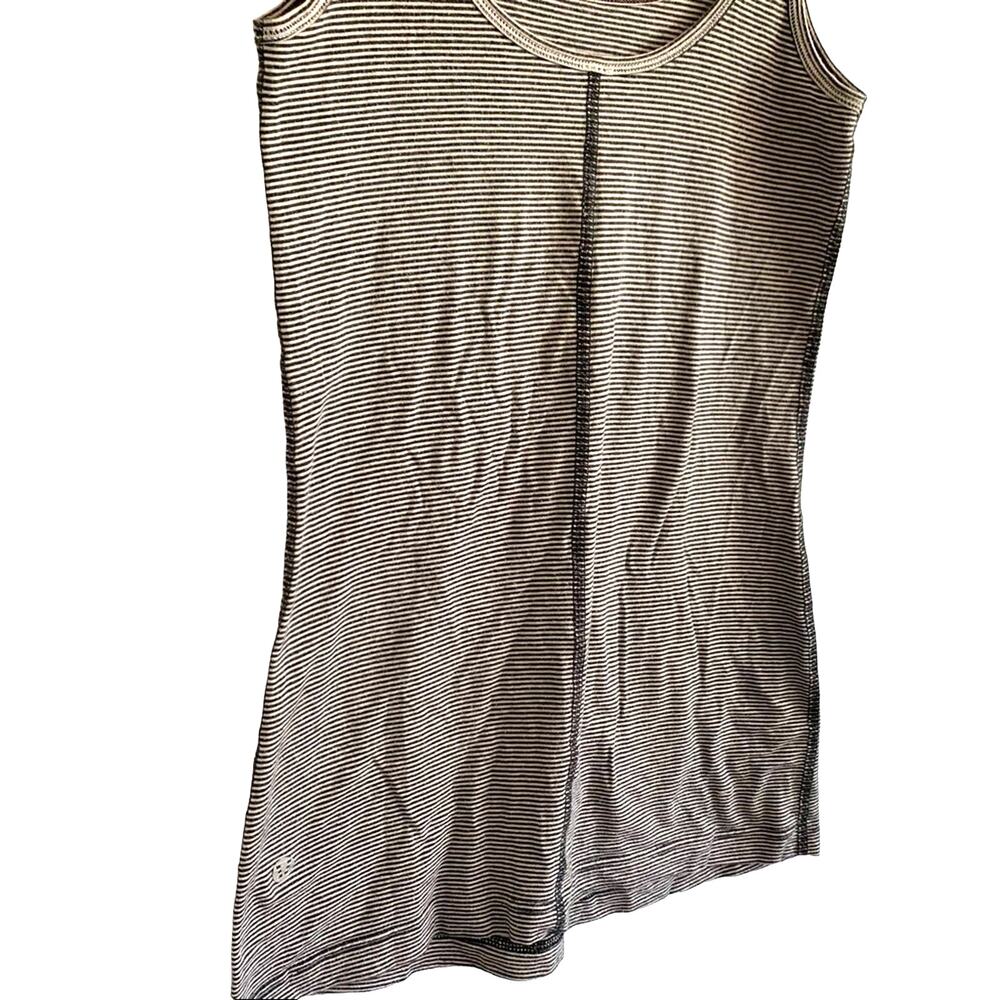 Lululemon Thin Fitted Micro Striped Skinny Stretch Tank Top Black White Size 4 - Picture 4 of 8